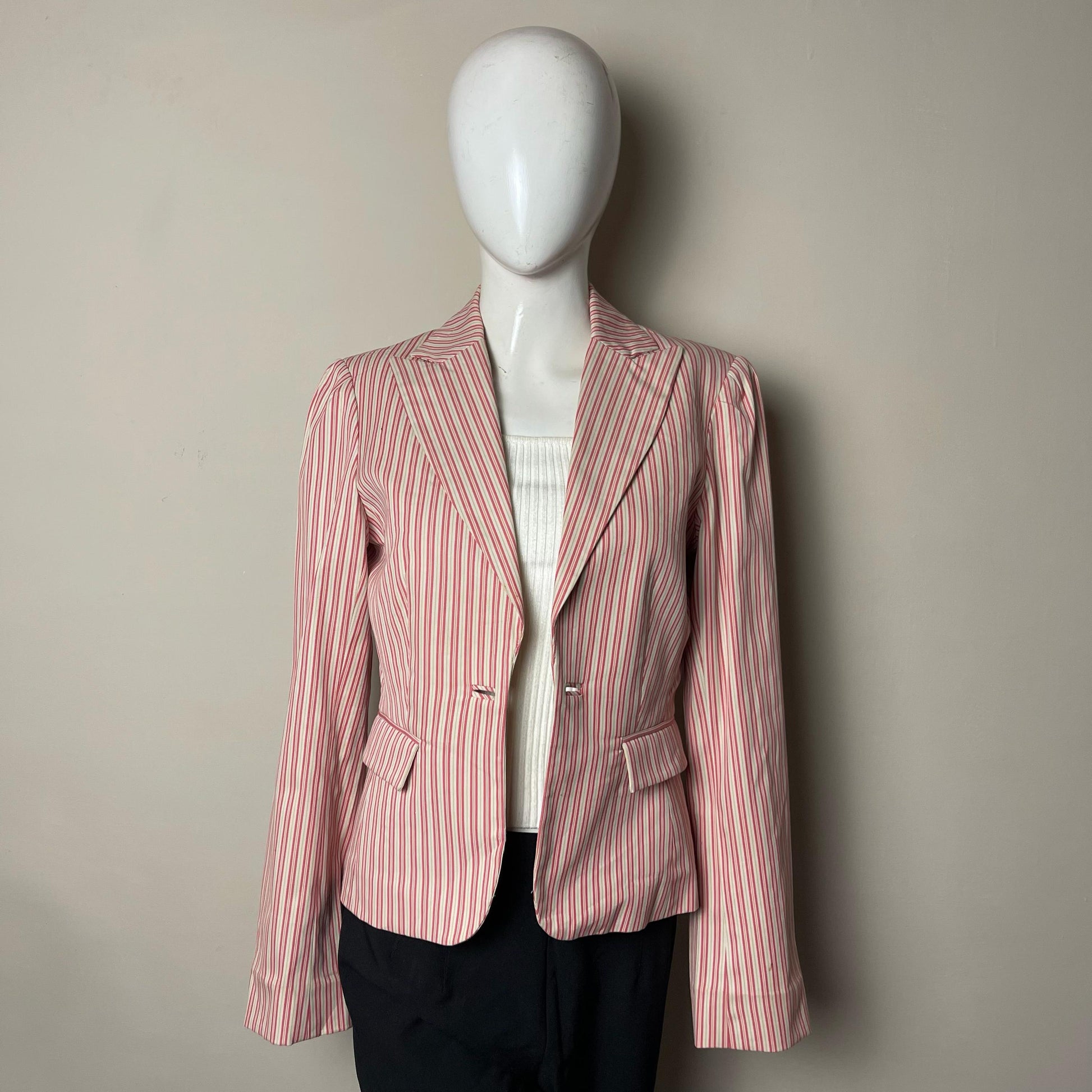 pink-striped-tailored-blazer-049
