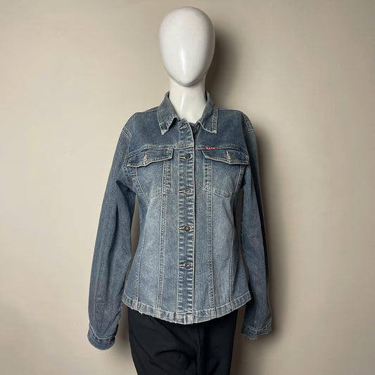 classic-denim-button-front-jacket-080