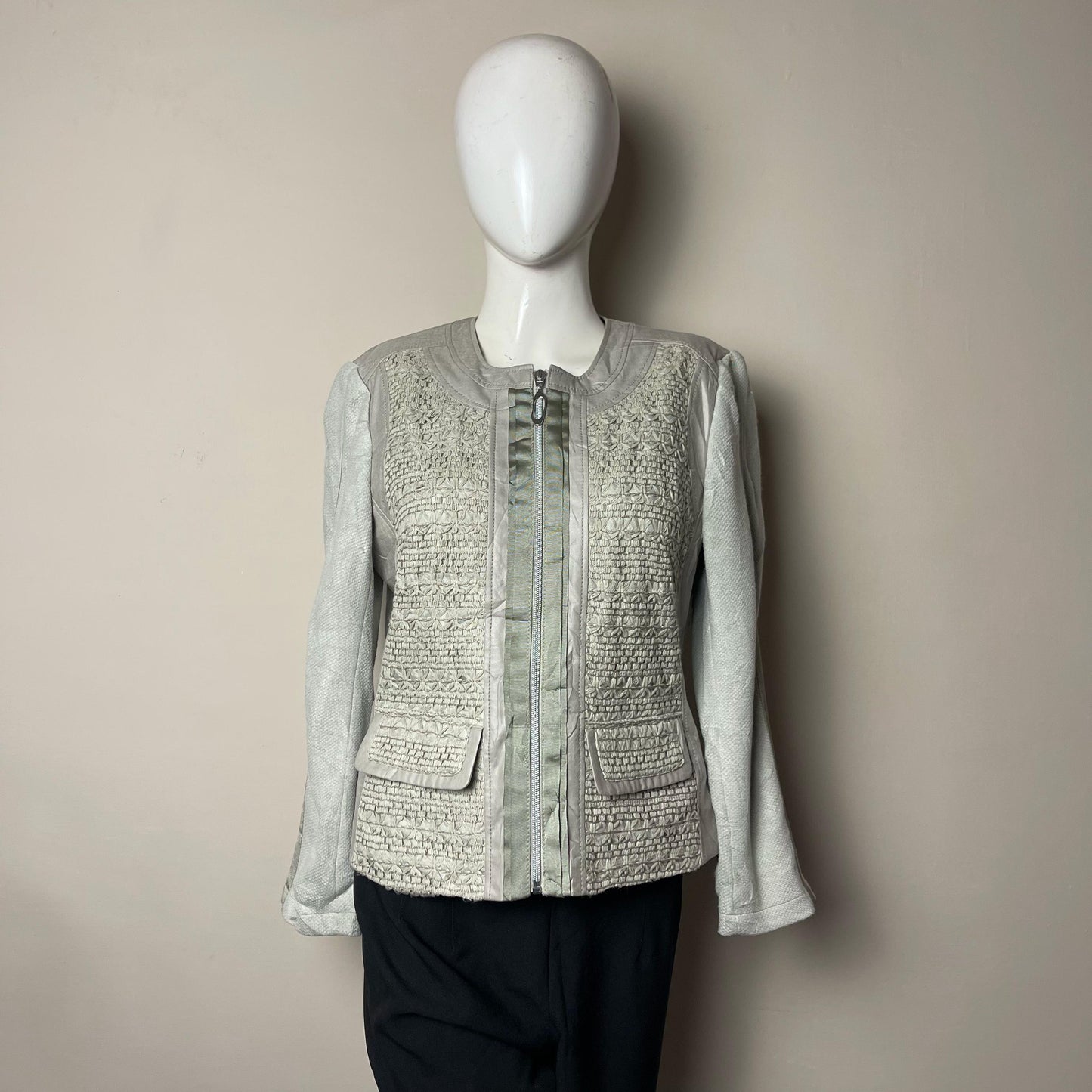 textured-zip-front-lightweight-jacket-089