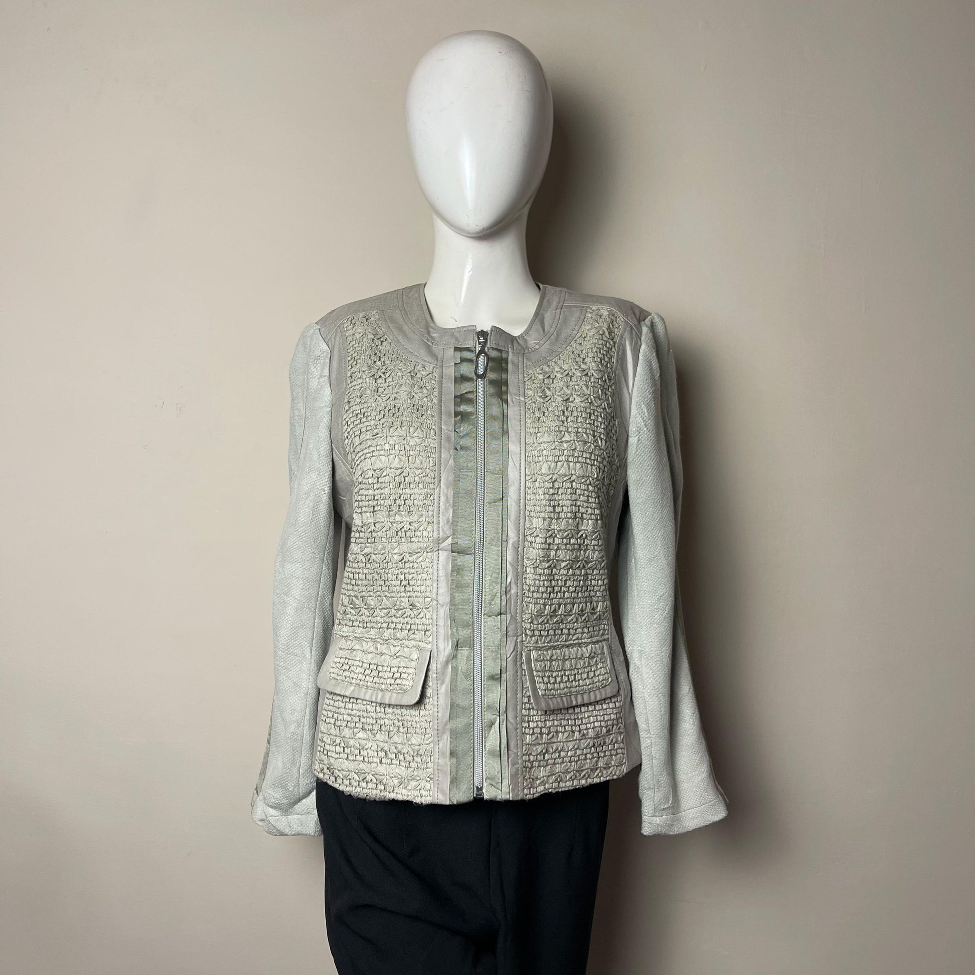 textured-zip-front-lightweight-jacket-089